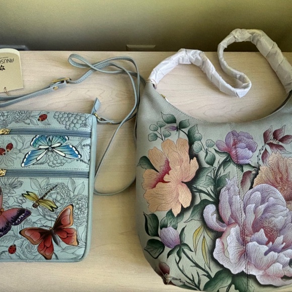New Designer Anuschka Light Blue Floral Genuine Leather Shoulder Bag & Crossbody - Picture 3 of 11